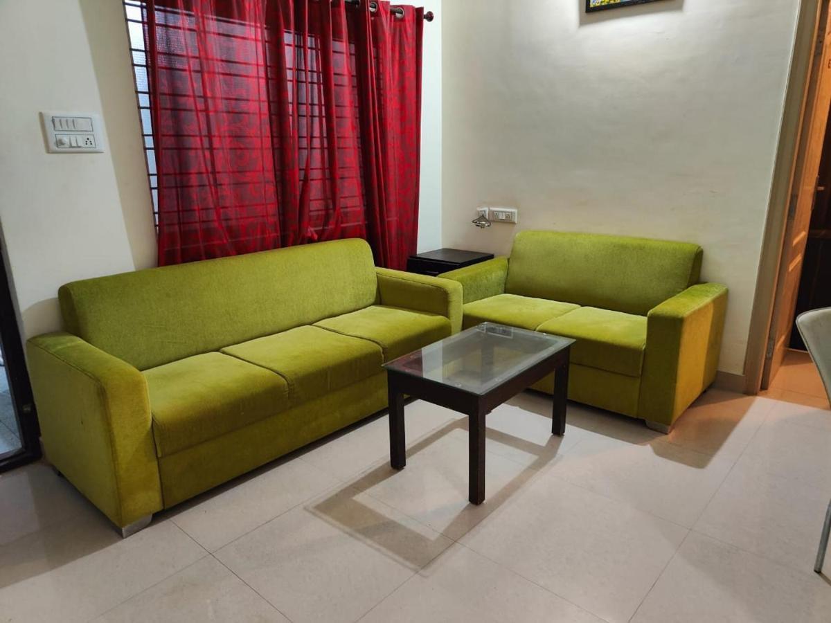 Pristine Inn Manyata Bangalore Luaran gambar